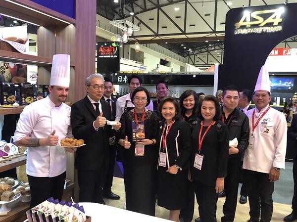 ภาพข่าว: รองนายกฯ เยี่ยมชมบูธ THAI Catering ของการบินไทย พร้อมชิมอาหารจากฝ่ายครัวการบินไทย