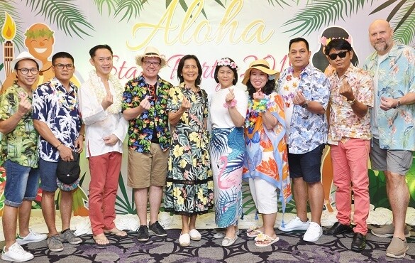 ภาพข่าว: “Aloha Hawaii” เลี้ยงสังสรรค์พนักงานประจำปี 2562 ณ ห้องชาเทรียมบอลรูม โรงแรมชาเทรียม ริเวอร์ไซด์
