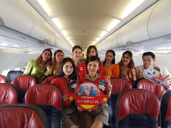 สายการบินไทยเวียตเจ็ทจัดเซอร์ไพรส์ผู้โดยสารด้วยการแสดง ในชุดคอสเพลย์บนเที่ยวบิน พร้อมด้วยโปรโมชั่นอีกมากมาย