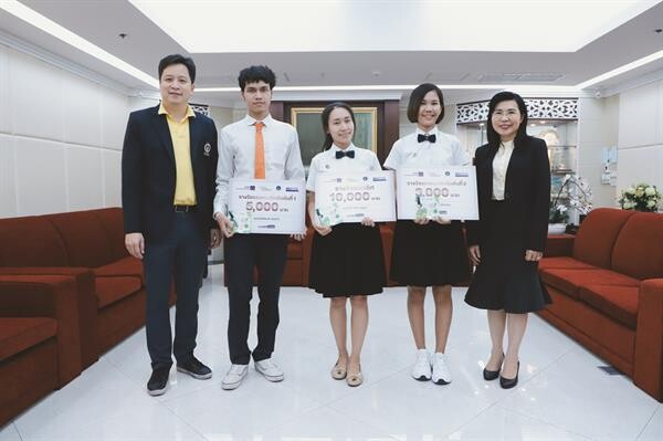 ภาพข่าว: กลุ่มธนาคารไทยพาณิชย์และมหาวิทยาลัยมหิดลได้ผู้ชนะเลิศจากการแข่งขัน MU Trading Challenge ในโครงการสมาร์ทยูนิเวอร์ซิตี้