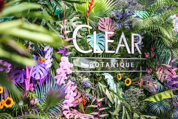 CLEAR จัดงานเปิดตัว CLEAR Botanique แชมพูขจัดรังแคสูตรพรีเมี่ยมครั้งแรกในประเทศไทย ณ เดอะ กลาสเฮ้าส์ ปาร์ค นายเลิศ	