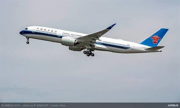 ไชน่าเซาเทิร์นแอร์ไลน์ รับมอบเครื่องบินแอร์บัส เอ350-900 ลำแรกของสายการบินเป็นที่เรียบร้อย