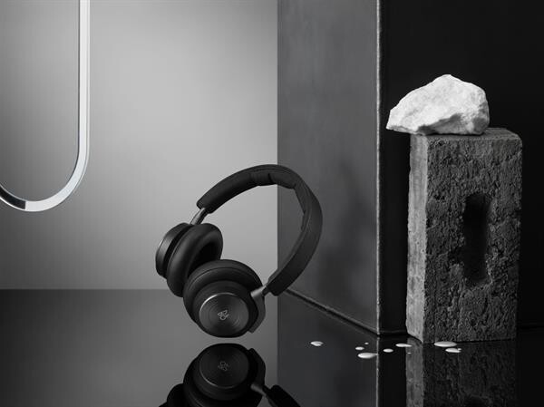 Bang & Olufsen เปิดตัว Beoplay H9 หูฟังรุ่นใหม่โดดเด่นด้วยแบตเตอรี่ที่ใช้งานได้ยาวนานและฟีเจอร์คำสั่งเสียงสุดไฮเทค