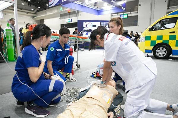"ทีมแพทย์ฉุกเฉิน" โชว์นวัตกรรมระบบการบริหารจัดการรถพยาบาลแบบรวมศูนย์ ขานรับนโยบาย 2P Safety Hospital