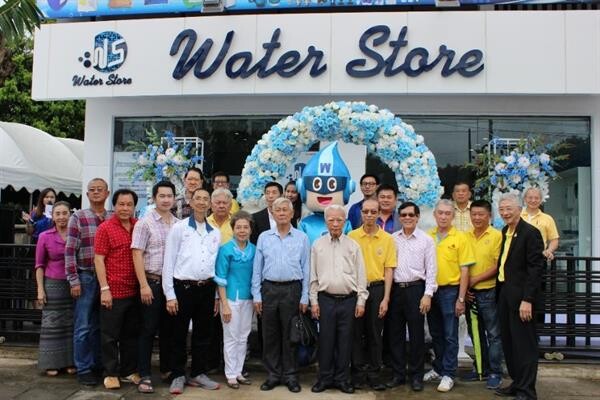 ภาพข่าว: ฟังก์ชั่นฯ ร่วมเปิดร้าน WATER STORE สาขา 2