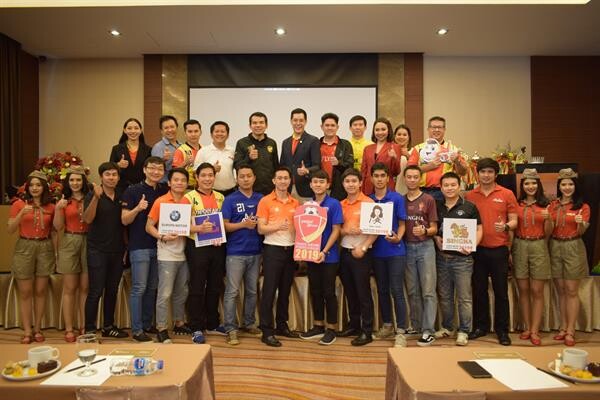 สายการบินไทยเวียตเจ็ท ร่วมกับ THAIPA Airline Pilot League 2019 จัดงานแถลงข่าวการแข่งขันฟุตบอลนัดกระชับมิตรระหว่างนักบินพาณิชย์ของเมืองไทยประจำปี 2562