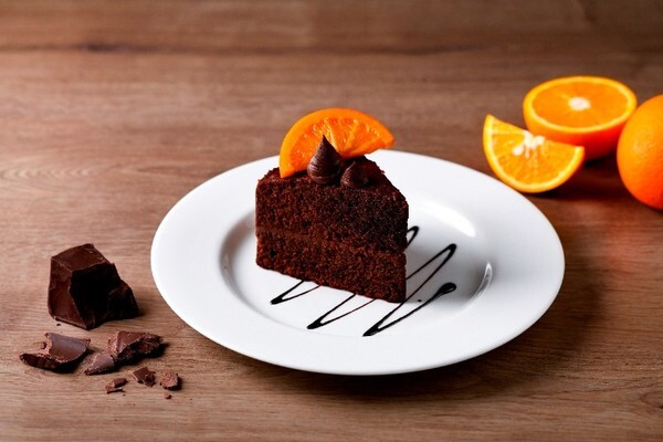 เค้กช็อกโกแลตและส้ม เพื่อสุขภาพปราศจากนมวัว