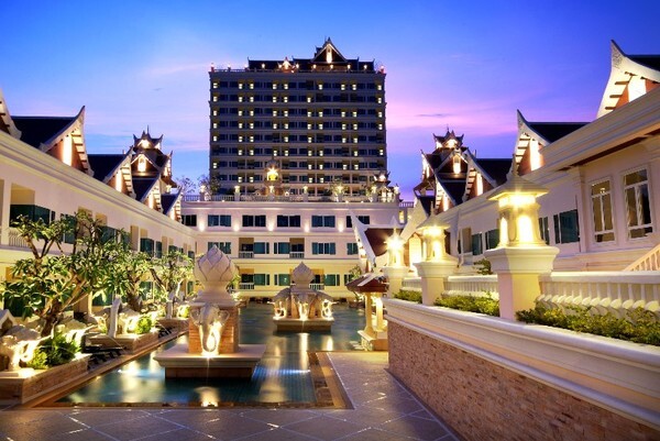 Pre Sale เพียง 1,999 บาทต่อคืน กับแพคเกจห้องพักหรูระดับ 5 ดาว ชายหาดชะอำ โรงแรมแกรนด์ แปซิฟิก ซอฟเฟอริน รีสอร์ท แอนด์ สปา ก่อนงานงานไทยเที่ยวไทย ครั้งที่ 52