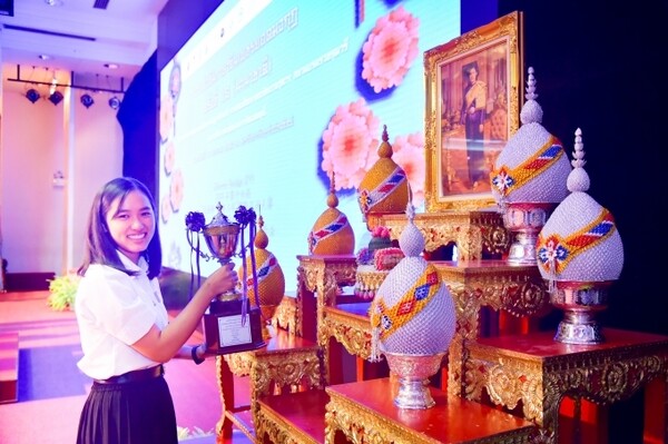 การแข่งขันภาษาจีนที่ยิ่งใหญ่ที่สุดในไทย เพชรยอดมงกุฎ ครั้งที่ 16 (นานาชาติ)