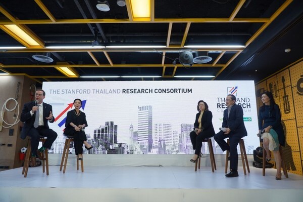 AIS / AP Thailand / KBank โชว์พันธกิจยกระดับศักยภาพคนไทยและขีดความสามารถในการแข่งขันของบริษัทไทย ทุ่มงบกว่า 100 ล้านบาท ผนึกพลัง มหาวิทยาลัยสแตนฟอร์ดเปิด The Stanford Thailand Research Consortium การทำวิจัยระดับโลก ภายใต้การดูแลของ SEAC