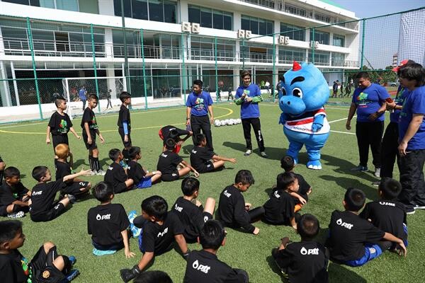 ปตท. ร่วมพัฒนาทักษะด้านกีฬาฟุตบอลแก่เด็กและเยาวชนในกิจกรรม AFC Grassroots Football Day 2019 By PTT