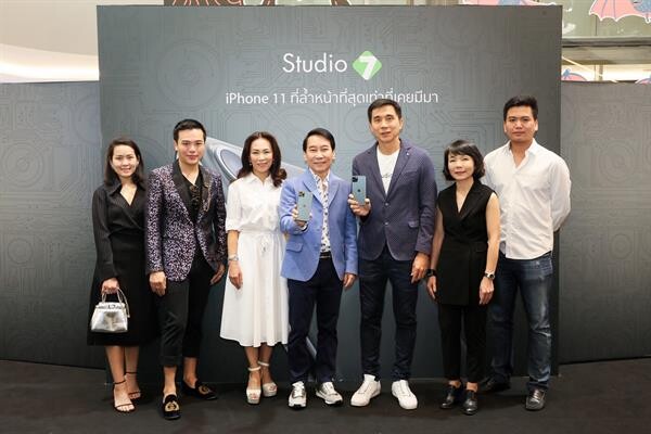 ภาพข่าว: COM7 จับมือ The EmQuartier ต้อนรับการเปิดตัว iPhone 11 ในเมืองไทย เผยยอดจองครั้งนี้สูงสุดเป็นประวัติการณ์