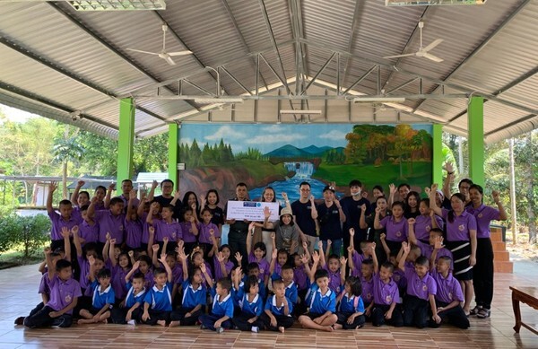 เบสท์เวสเทิร์น โฮเทลแอนด์รีสอร์ท แบ่งปันน้ำใจให้น้อง มอบทุนช่วยเหลือ รวมกว่า 100,000 บาท ให้แก่เยาวชนผู้ด้อยโอกาสในประเทศไทย