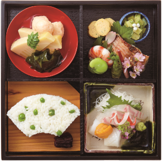 “หลักสูตรการประกอบอาหารญี่ปุ่นแบบต้นตำรับ” โดย ความร่วมมือกันระหว่าง วิทยาลัยดุสิตธานี และสถาบันสอนการประกอบอาหารซือจิ ประเทศญี่ปุ่น