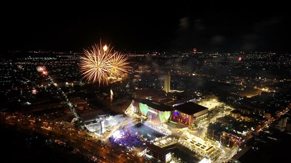 เคาท์ดาวน์เซ็นทรัลเวิลด์ กระหึ่มราชประสงค์ ประกาศศักดาไทม์สแควร์แห่งเอเชีย หนึ่งเดียวในกรุงเทพฯ ดีที่สุดติดอันดับโลก ใน “งาน AIS Bangkok Countdown 2020 @centralwOrld” เวทีอลังการใหญ่สุดในอาเซียน โชว์และพลุตระการตาใจกลางเมือง