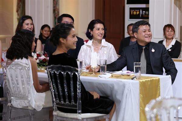 ลุ้น! เชฟ2คนสุดท้าย “เชฟบอม-เชฟบาส” ใครจะได้เป็น “Top Chef คนที่3ของเมืองไทย” พร้อมคว้าเงิน1ล้านบาท