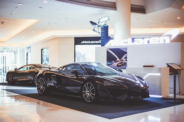 “McLaren Bangkok” เนรมิตอาณาจักรกลางกรุงเทพมหานคร เผยโฉมซูเปอร์คาร์รุ่นล่าสุด ตอกย้ำความเป็นผู้นำแห่งยนตกรรมสัญชาติอังกฤษ