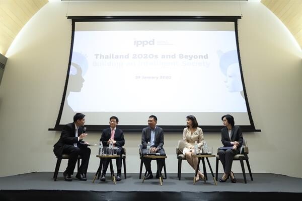 เอสซีบี อบาคัส ชี้ Big Data และ AI คือปัจจัยสำคัญที่ขับเคลื่อนไทยสู่สังคมอัจฉริยะ ในงาน “Thailand 2020s and Beyond: Building an Intelligent Society”