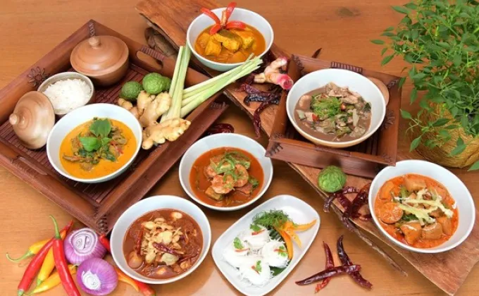 สัมผัสรสชาติความเป็นไทยกับแกงไทยพื้นบ้าน