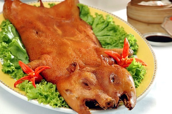 หมูหันฮ่องกงลด 50% ที่ห้องอาหารจีนหยก