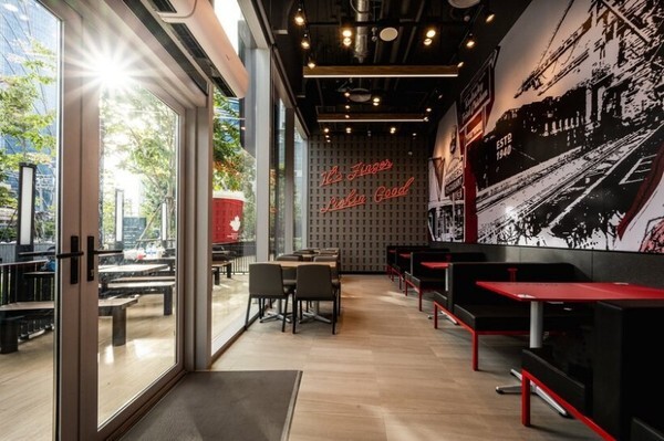 "KFC Lifestyle Store" เปิดประสบการณ์สุดคูล แหล่งแฮงค์เอาท์ใหม่ของชาวออฟฟิศ