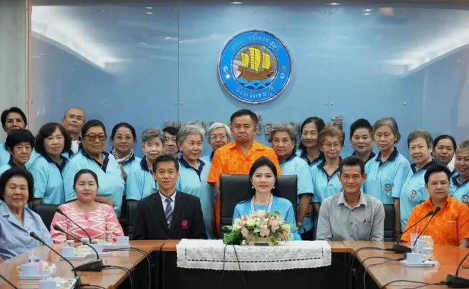 ม.ศรีปทุม ชลบุรีเข้าร่วมพิธีเปิดโครงการโรงเรียนผู้สูงอายุเทศบาลเมืองชลบุรี