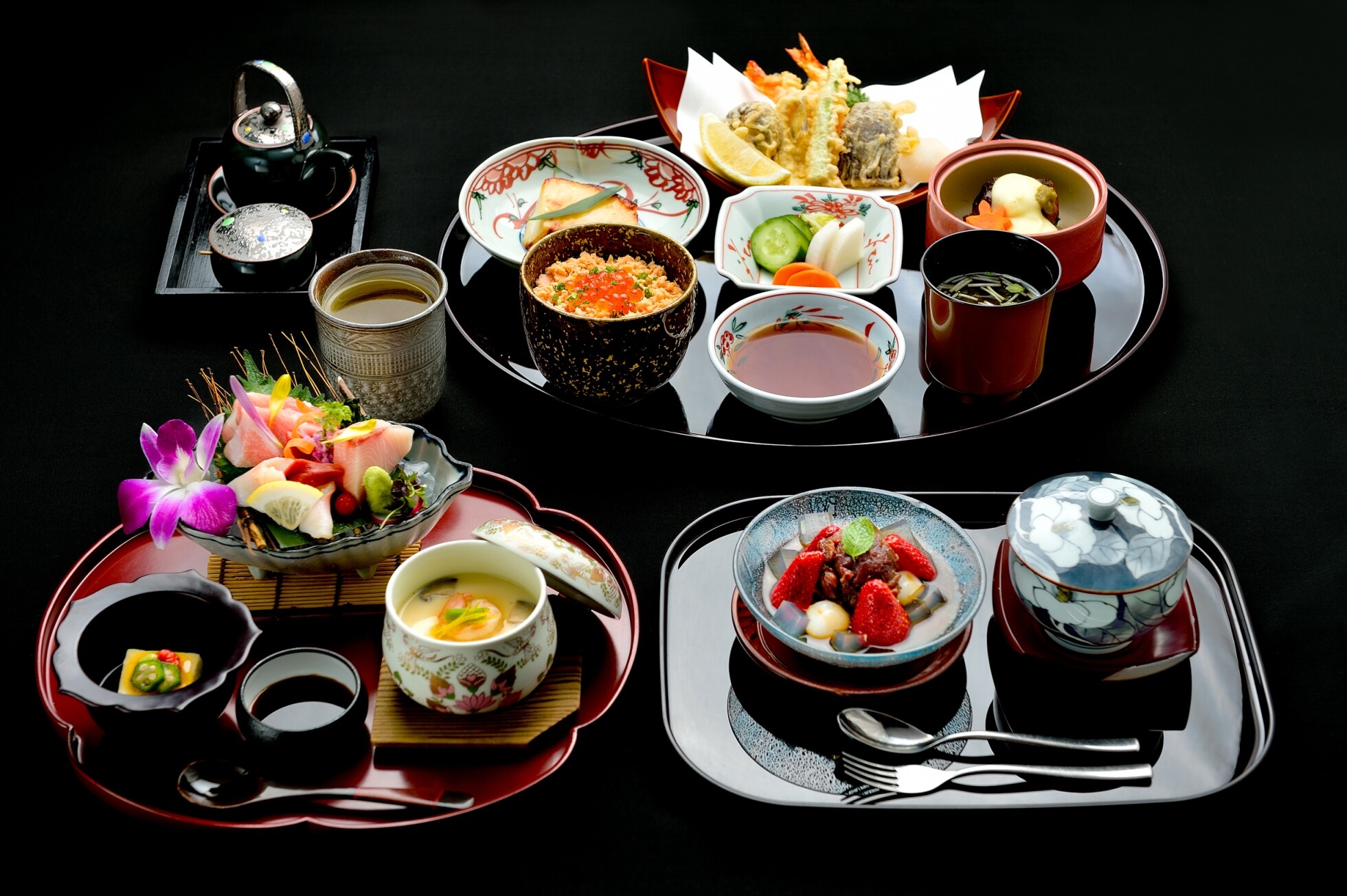 ห้องอาหารยามาซาโตะได้รับ "มิชลิน เพลท"  จากคู่มือแนะนำร้านอาหารและที่พักระดับโลก 'มิชลิน ไกด์' ต่อเนื่องเป็นปีที่ 4