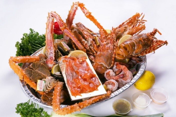 Let Brunch Come to You: UNO MAS Now Delivering Luxurious Seafood on Ice &amp; Champagne Packages across Bangkok!