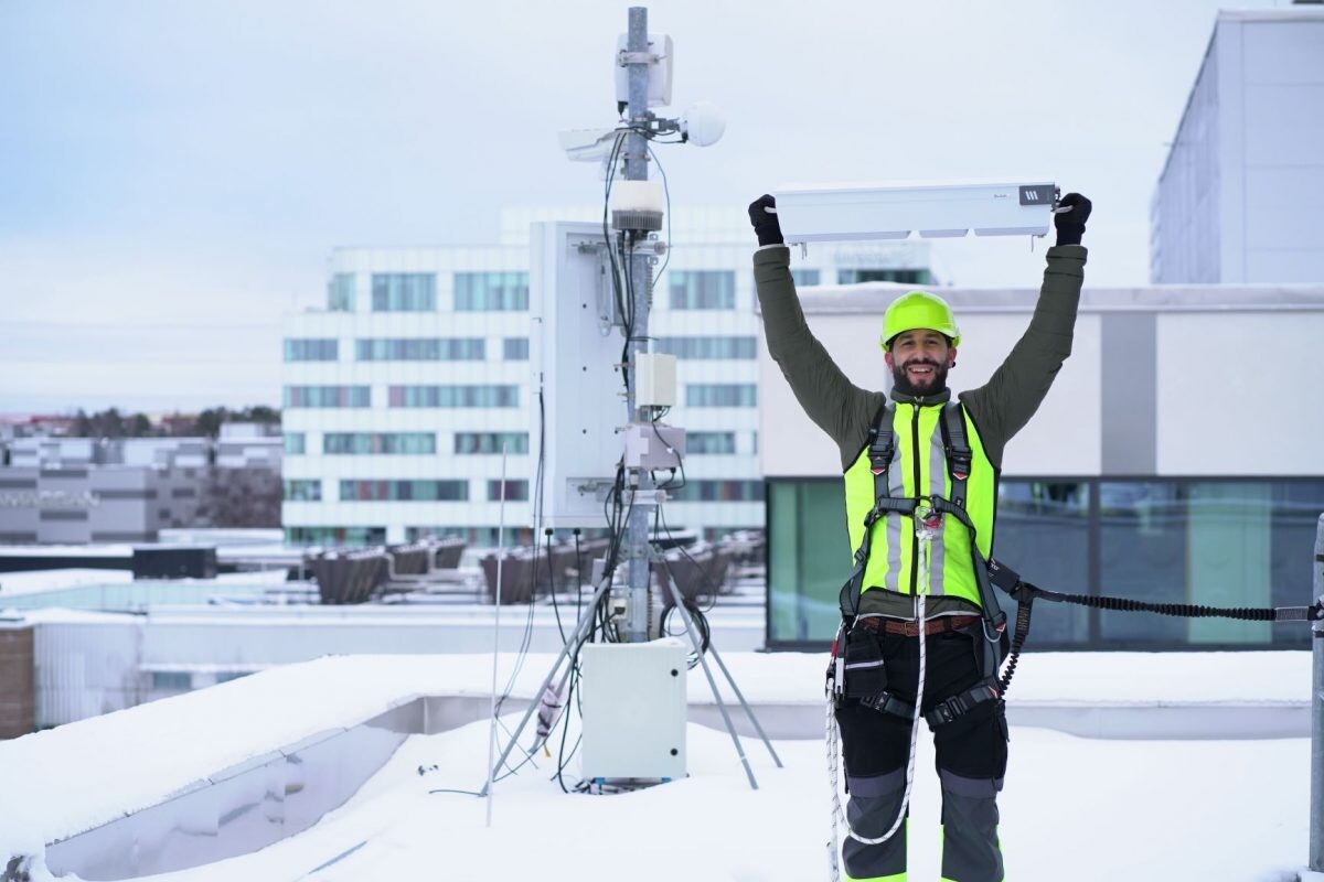 Ericsson to accelerate 5G mid-band rollouts with ultra-light Massive MIMO and RAN Compute solutions
