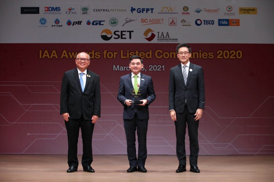 "สมชัย เลิศสุทธิวงค์" ภูมิใจนำทัพเอไอเอส กวาด 3 รางวัลใหญ่ จากเวที IAA Awards for Listed Companies 2020 ครองแชมป์กลุ่มเทคโนโลยี