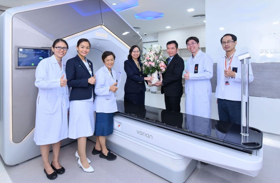 BIZ ร่วมงานเปิดให้บริการเครื่องฉายรังสีรักษามะเร็งรุ่น Ethos แห่งแรกในอาเซียน