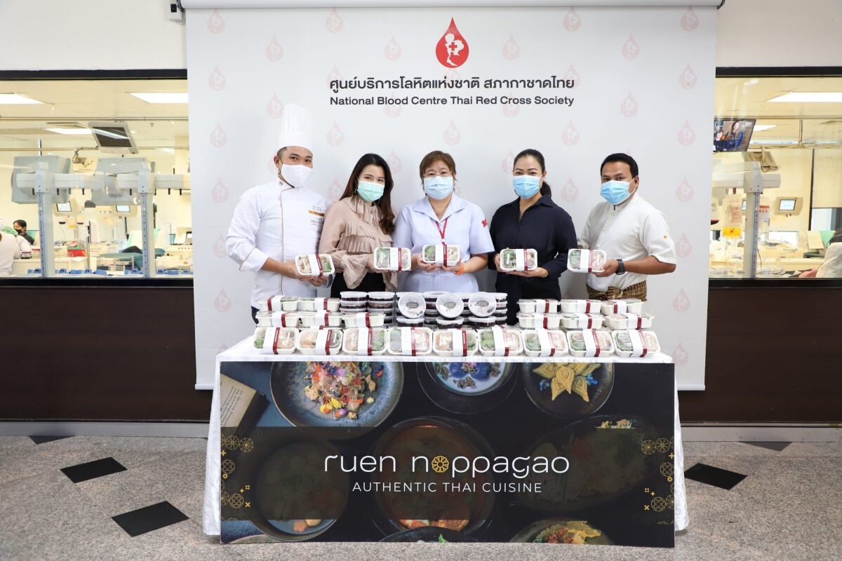 Ruen Noppagao Restaurant Sathorn 6 supports Thai Red Cross Society