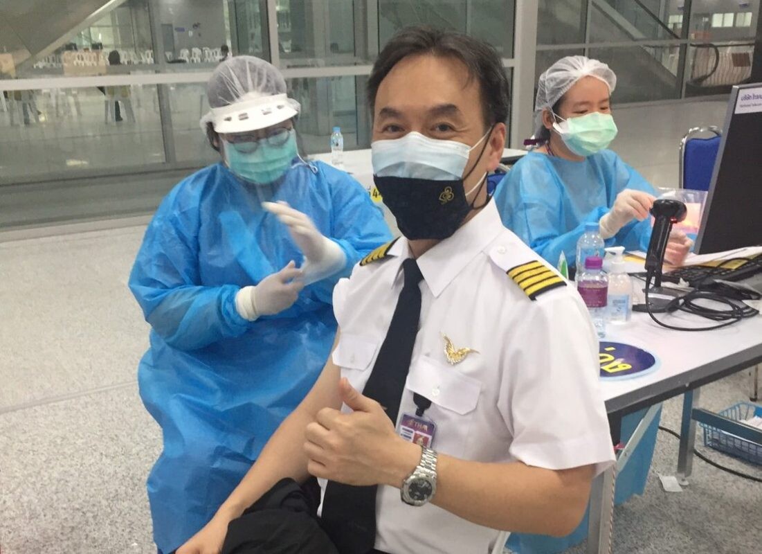 การบินไทยจัดให้บุคลากรทางการบินและพนักงานเข้ารับบริการฉีดวัคซีนป้องกันโควิด-19