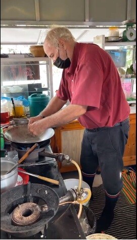 ชี้ช่องรวยช่วยท่องเที่ยว บุกร้านดัง "ผัดไทยฝรั่ง" มีดีที่ซอสผัด อร่อยไม่ต้องปรุง กับ 10 จุดเช็คอินมาอยุธยาห้ามพลาด!!