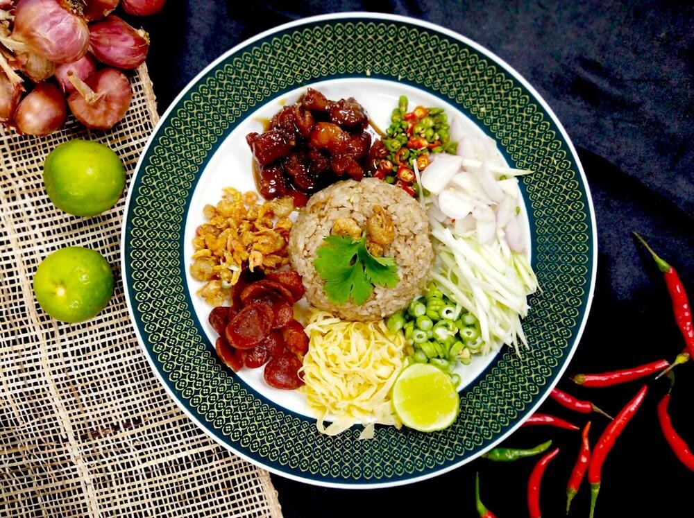 เรียนรู้การทำเมนูอาหารไทยยอดนิยม กับ "หลักสูตรการประกอบอาหารไทยขั้นพื้นฐาน" ที่ วิทยาลัยดุสิตธานี พัทยา