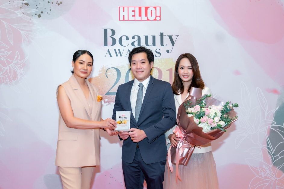 ศูนย์ศัลยกรรมความงาม รพ. บางมด รับรางวัล HELLO! Beauty Awards  กับนวัตกรรมการดึงหน้าที่ได้รับการยอมรับแห่งปี 2021