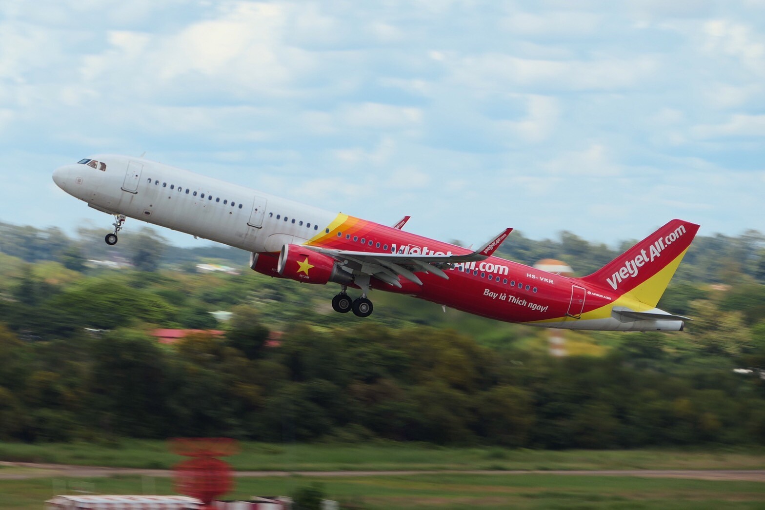 OK NUMBER 1! Thai Vietjet offers 10% Discount Codes plus 1,000 Funcoins for new Members