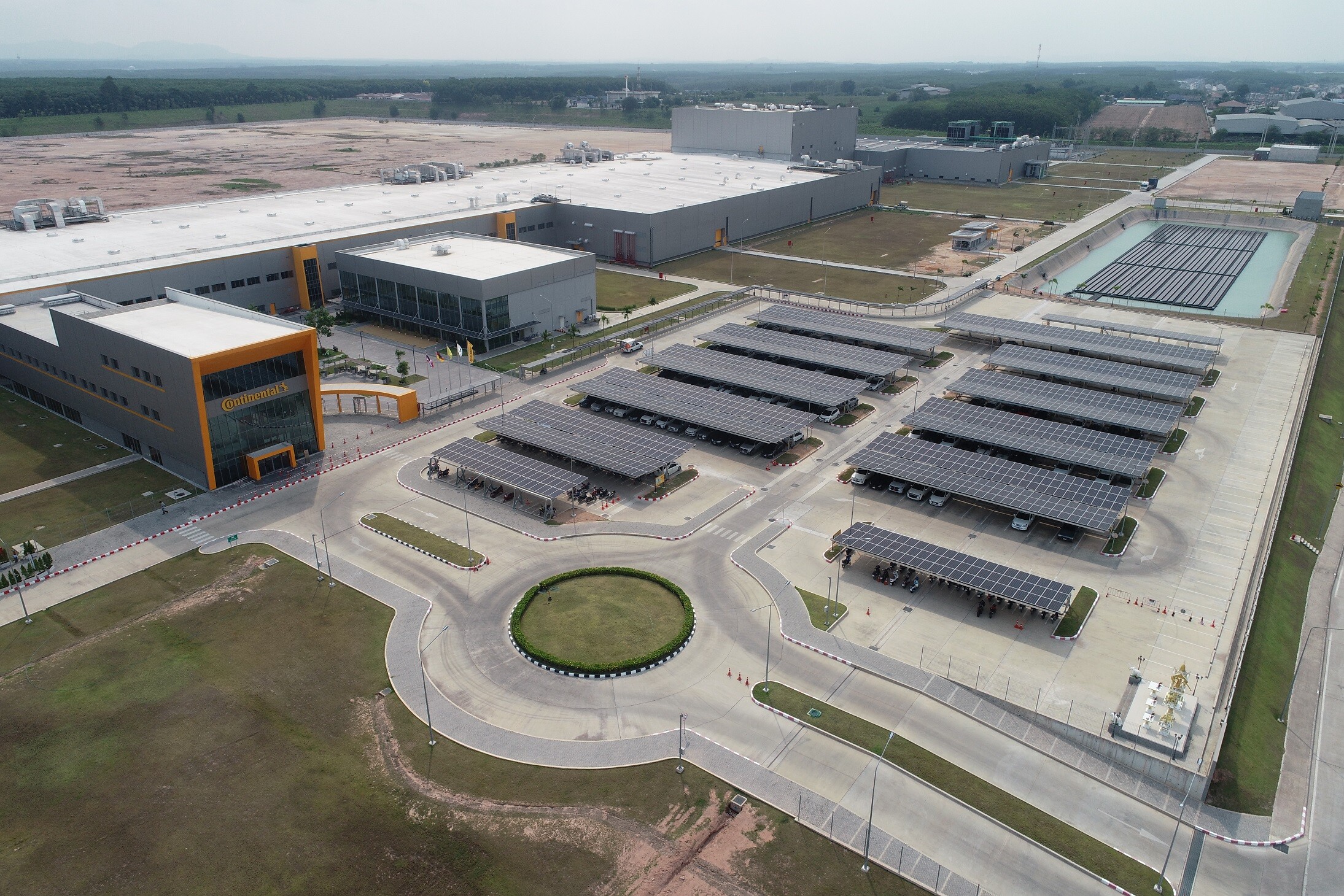 "WHAUP" ฤกษ์ดี เปิดโครงการ Solar PV ECO System ภายในนิคมฯ ดับบลิวเอชเอ อีสเทิร์นซีบอร์ด 4 บนพื้นที่โรงงาน "คอนติเนนทอล ไทร์ส (ประเทศไทย)" จ. ระยอง ขนาด 4.2 เมกะวัตต์