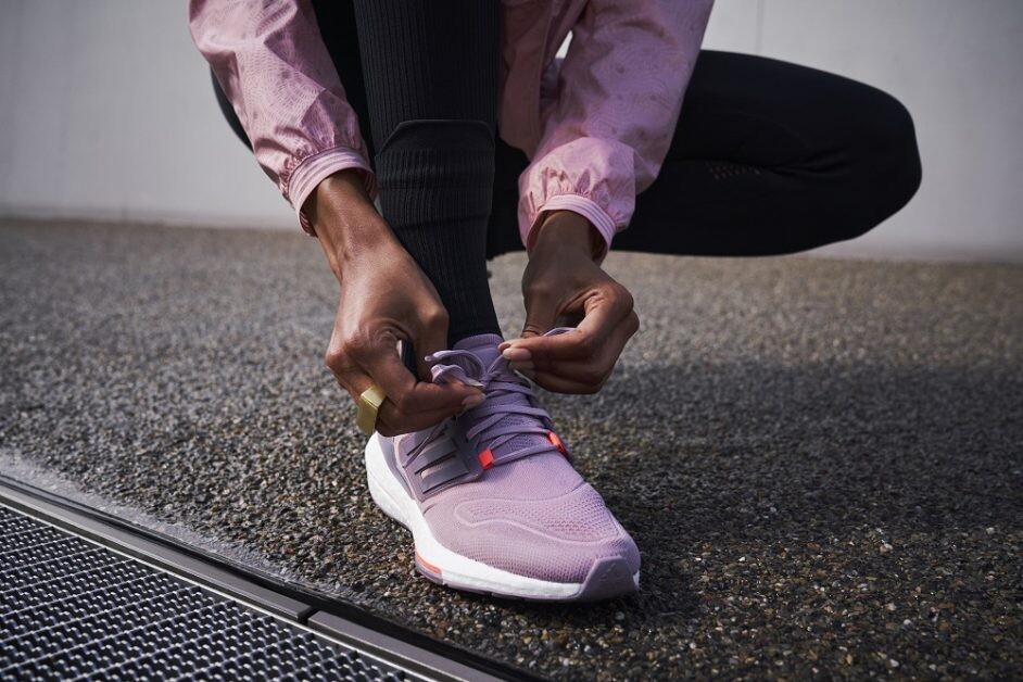 อาดิดาส เปิดตัวรองเท้าวิ่ง "อัลตร้าบูสท์ 22" พัฒนาโดยผู้หญิงเพื่อปรับเข้ากับรูปเท้าของผู้หญิงโดยเฉพาะ