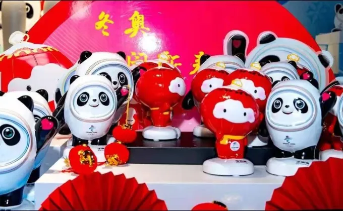 Xinhua Silk Road: อำเภอเต๋อฮั่วเร่งผลิตตุ๊กตาเซรามิกมาสคอตโอลิมปิก