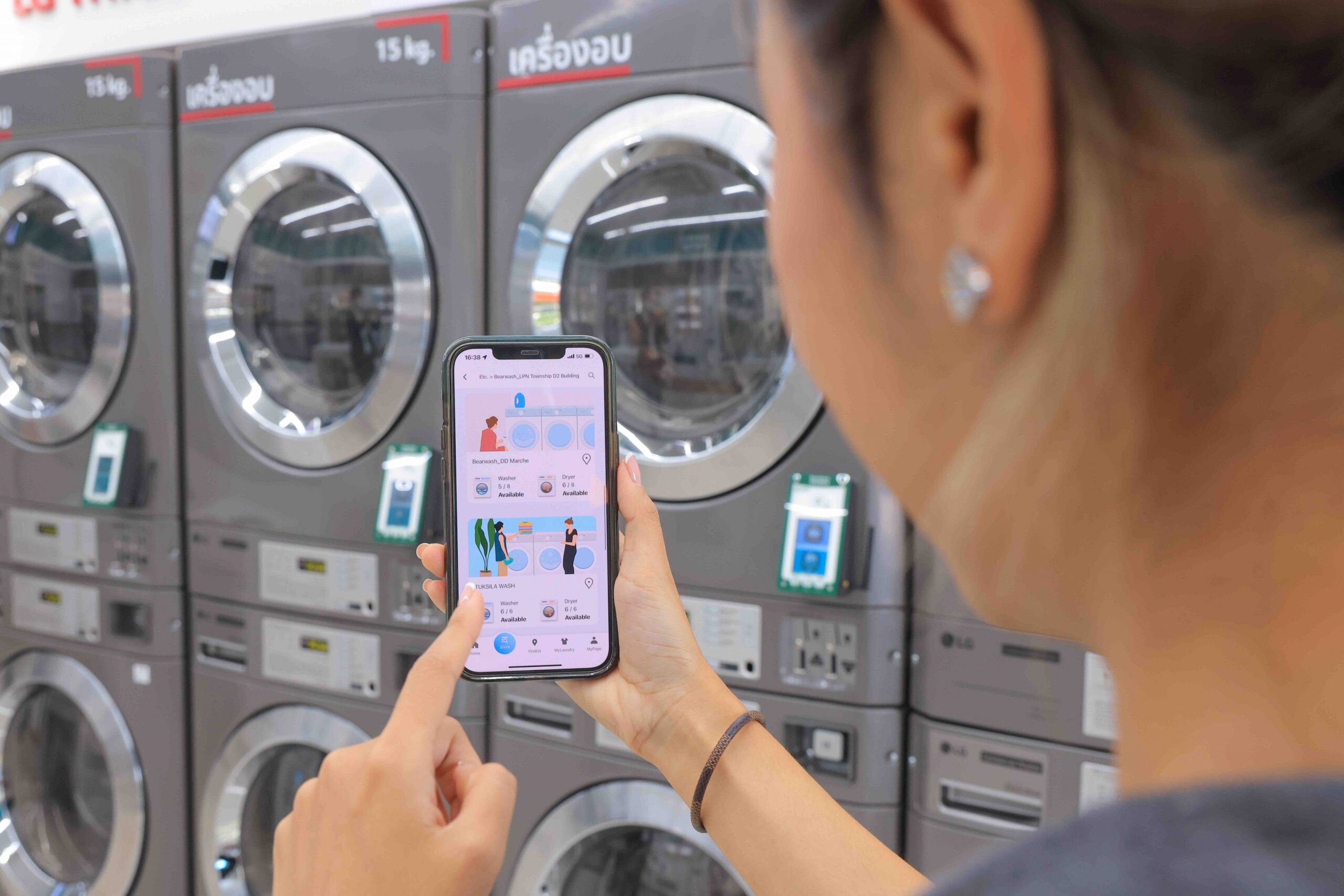 แอลจี จับมือ 'แบร์วอช' และ 'แอล.พี.เอ็น. ดีเวลลอปเมนท์' เปิดตัว LG Smart Laundry Lounge แห่งแรกในไทย พร้อมบริการแอป LG Laundry Lounge