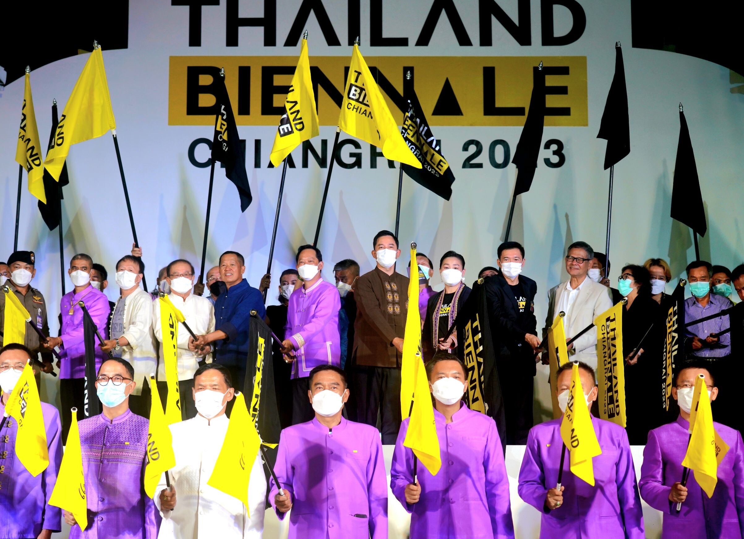 วธ. ร่วมกับจังหวัดเชียงราย หน่วยงานภาครัฐและเอกชน จัดพิธีเปิด "นิทรรศการธงสัญลักษณ์ Thailand Biennale, Chiangrai 2023 โดยศิลปินเชียงราย"