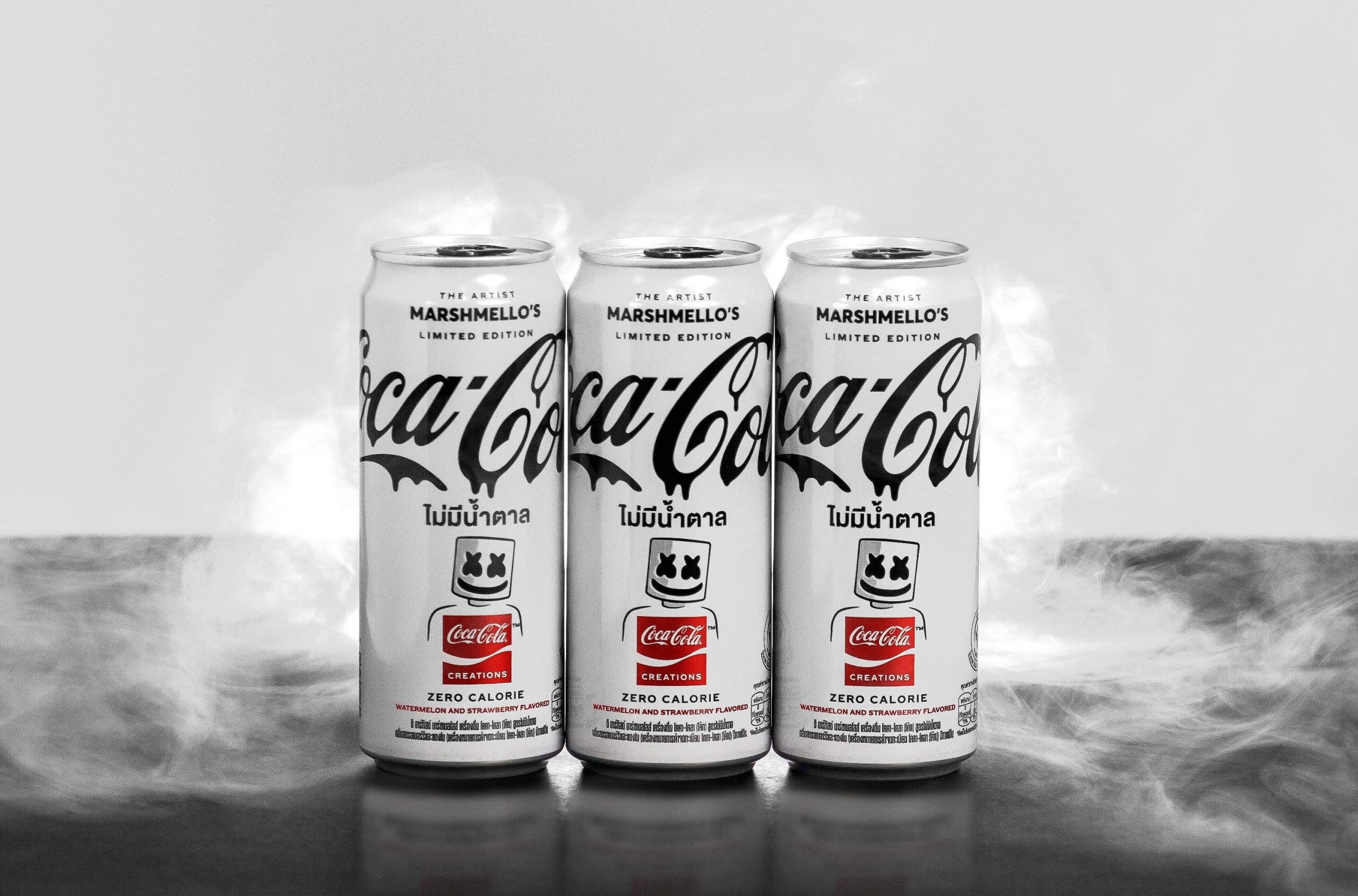 "โคคา-โคล่า" ผนึกกำลัง "Marshmello" ศิลปินระดับโลก เปิดตัวผลิตภัณฑ์รสชาติใหม่แบบลิมิเต็ด ภายใต้แพลตฟอร์ม Coca-Cola Creations(TM)