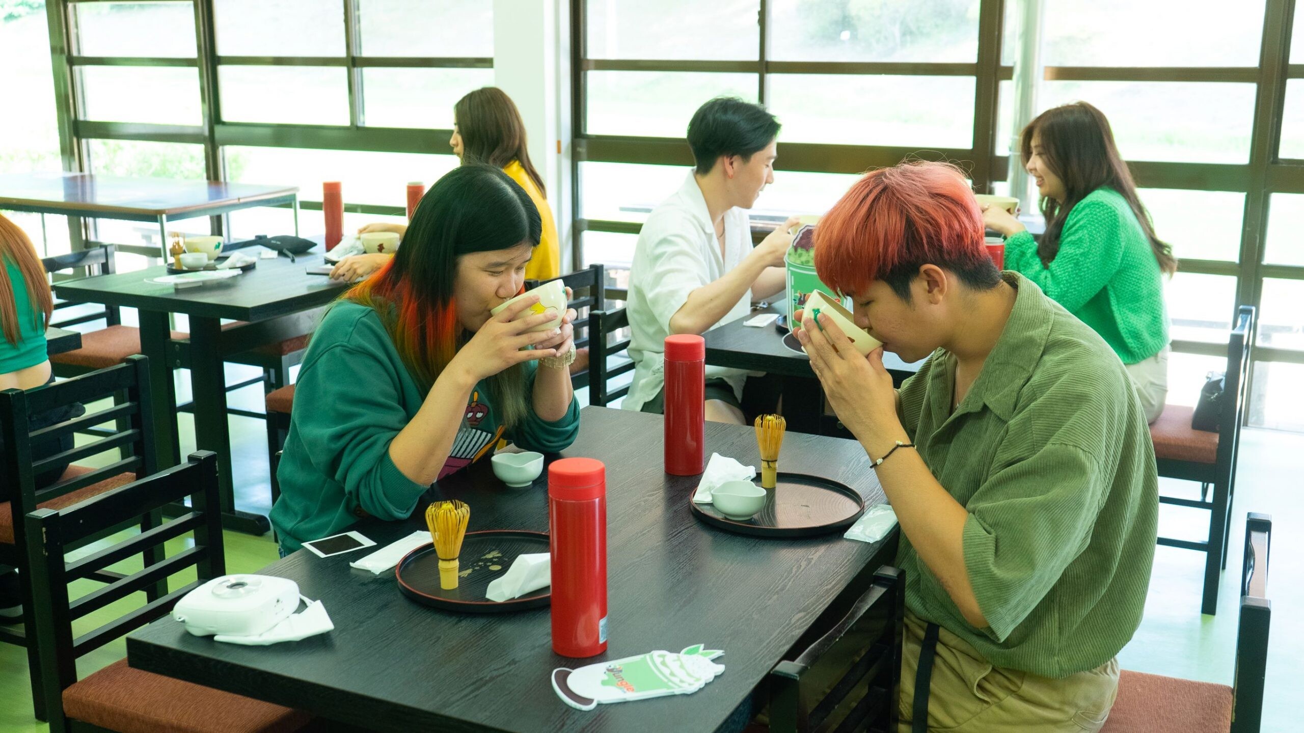 โลตัส ควงคู่วง SLAPKISS พาลูกค้า Jungle Cafe บิดลัดฟ้าไปญี่ปุ่น บุกแหล่งปลูกชาเขียวอูจิมัทชะสุดพรีเมียม ต้นกำเนิดชาเขียวอูจิที่ดีที่สุดในโลก