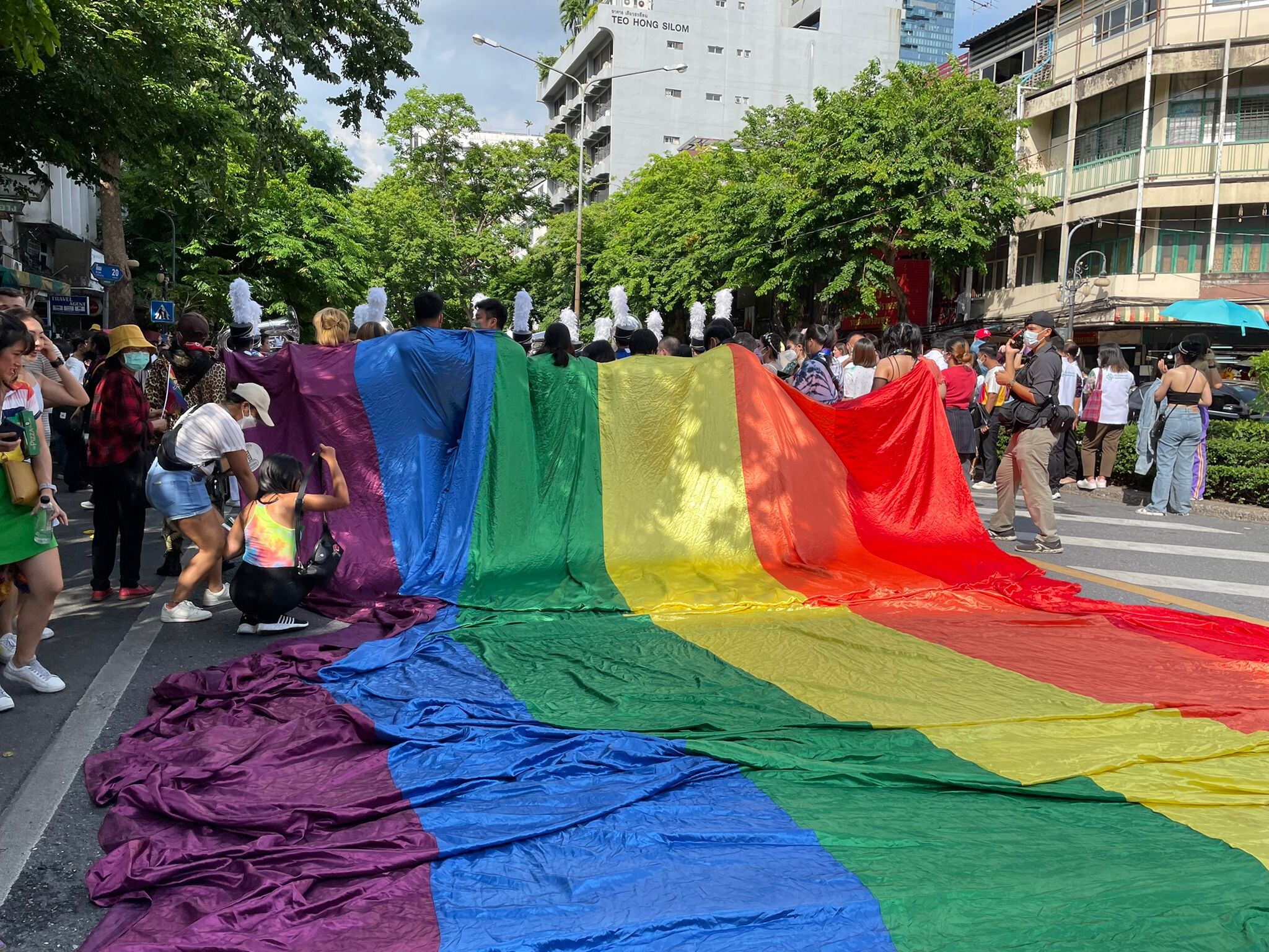 งาน Pride ต้องจัดเฉพาะเดือน Pride เท่านั้นหรือ? กลุ่มพันธมิตร LGBTQI ร่วมกันเป็นเจ้าภาพจัดงาน Thailand Pride Festival 2022 เป็นครั้งแรก