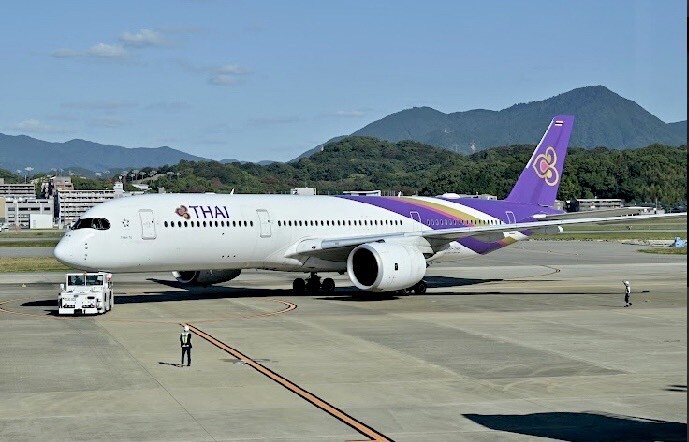 การบินไทยทำการบินเที่ยวบินปฐมฤกษ์ พร้อมจัดกิจกรรมต้อนรับการกลับมาให้บริการเที่ยวบินสู่ฟุกุโอกะ ประเทศญี่ปุ่น
