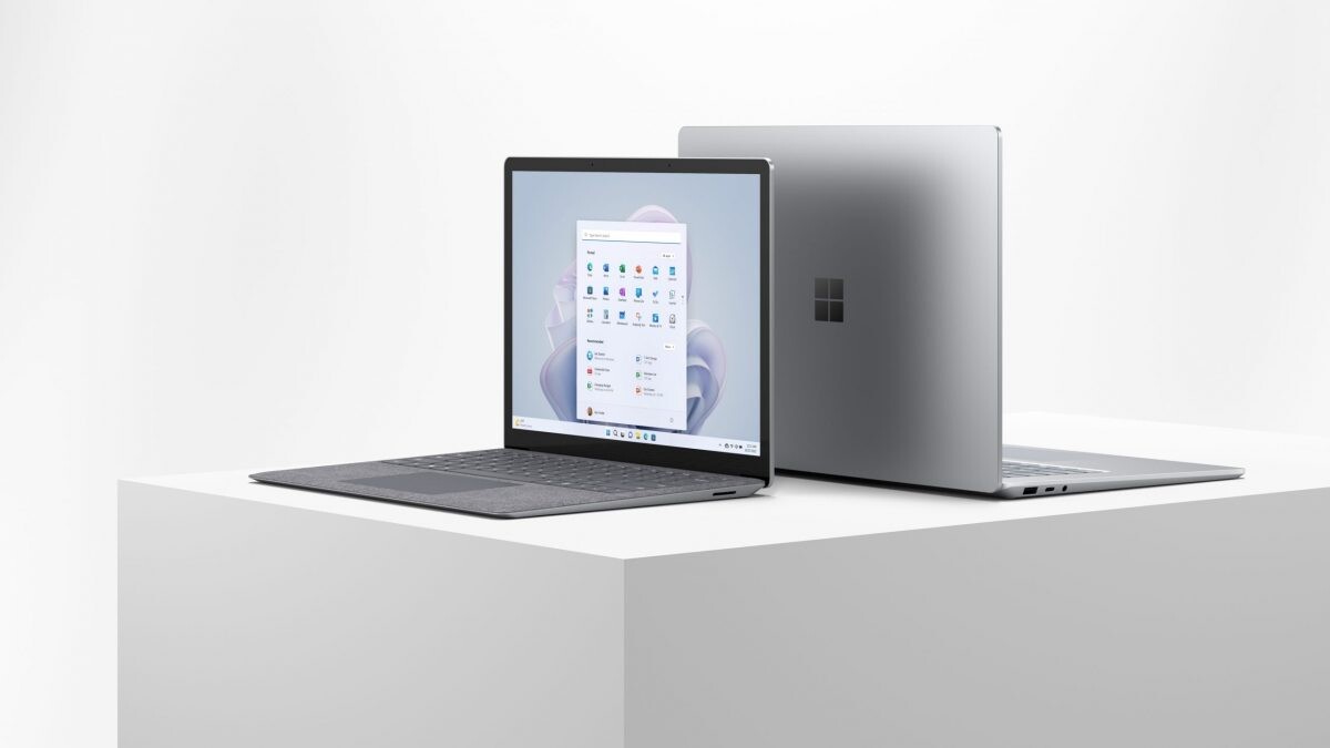 เปิดตัว Surface ใหม่ ที่พร้อมยกระดับ Windows PC ไปอีกขั้น สู่ยุคใหม่ที่ทุกอย่างใช้คอมพิวเตอร์ประมวลผล