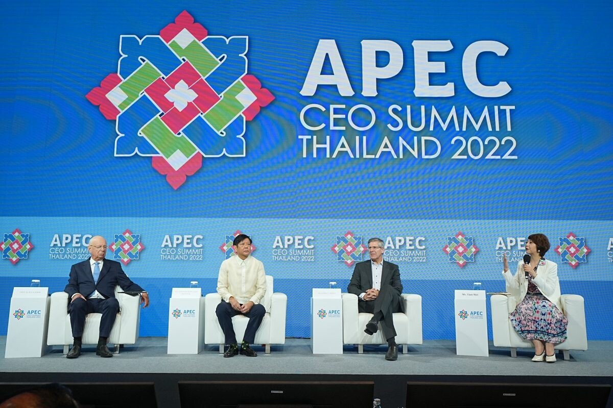 'ชาติศิริ โสภณพนิช' ในนามธนาคารกรุงเทพ กล่าวต้อนรับ "มาร์กอส จูเนียร์" ประธานาธิบดีแห่งสาธารณรัฐฟิลิปปินส์ ในการประชุม APEC Business Advisory Council 2022