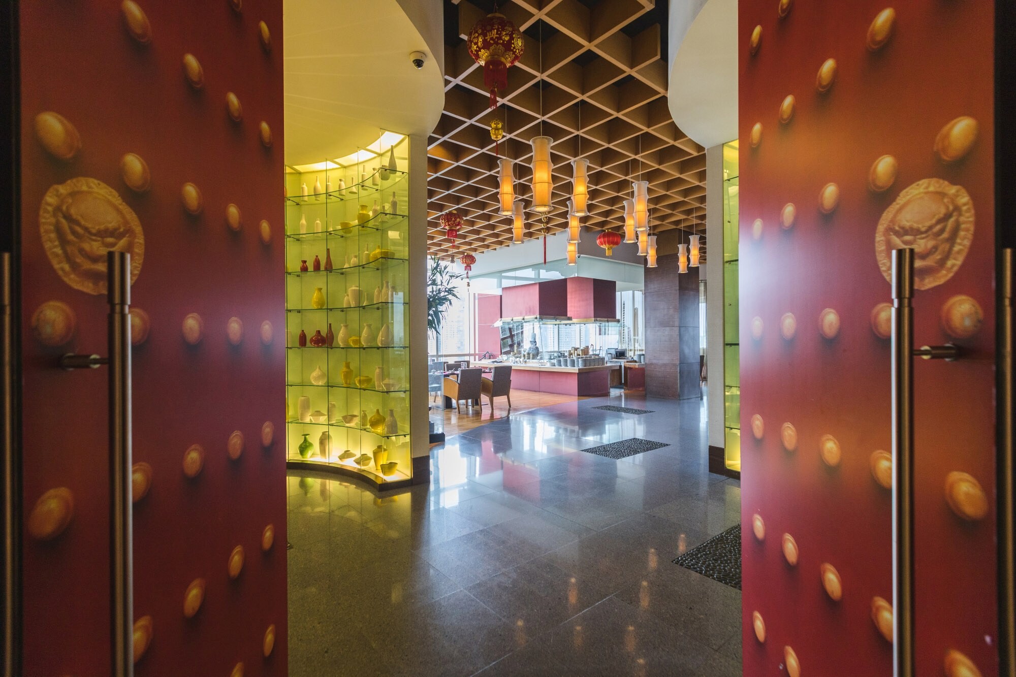 อาหารจีนชั้นเลิศ เมนูหอยเป่าฮื้อระดับจักรพรรดิ ณ ห้องอาหารจีนไดนาสตี้, โรงแรมเซ็นทาราแกรนด์ฯ เซ็นทรัลเวิลด์