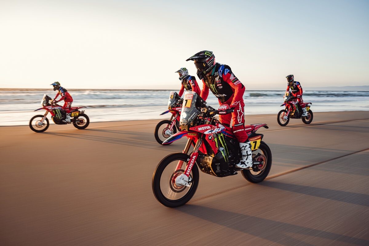 ฮอนด้าพร้อมทวงแชมป์แรลลี่หฤโหด ริคกี้ บราเบ็ค นำทัพลุย Dakar Rally 2023